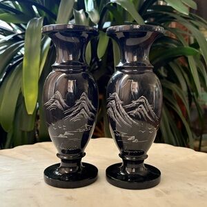 Vintage Pair of Hand Etched Hawaiian Vases - Solid Black Marble Set of 2